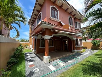 VENTA CASA PH EL DORAL COSTA SUR (3)