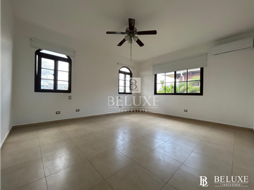 VENTA CASA PH EL DORAL COSTA SUR (3)