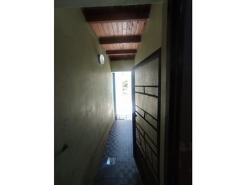 CASA SOBRE TACUARI CASI LAVALLE