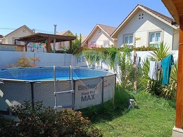 Acogedora casa en venta - Buin