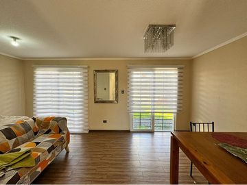 EXCELENTE CASA 3D-3B CON AMPLIO PATIO
