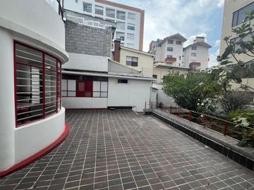 CASA DE VENTA TIPO COMERCIAL SECTOR LA FLORESTA