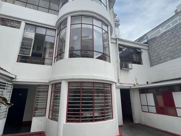 CASA DE VENTA TIPO COMERCIAL SECTOR LA FLORESTA
