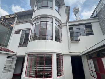 CASA DE VENTA TIPO COMERCIAL SECTOR LA FLORESTA
