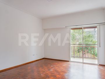 VENTA CASA CON PILETA, B° SANTA GENOVEVA, NEUQUÉN