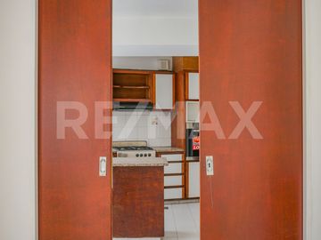 VENTA CASA CON PILETA, B° SANTA GENOVEVA, NEUQUÉN
