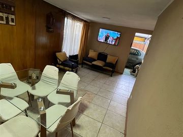 Casa en Venta en Av. El Mirador / 14 de Octubre