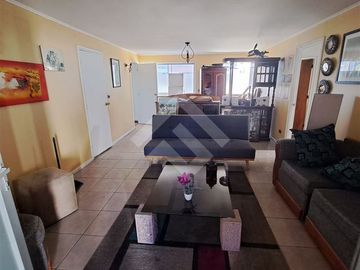 Local Comercial en Venta en Av Jose Miguel Carrera / Almirante Lynch