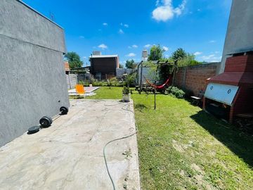 Casa en venta Etcheverry, La Plata