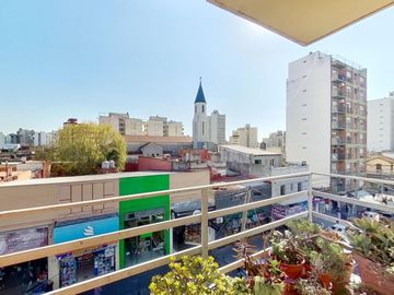 DEPARTAMENTO 3 AMB CON DOBLE BALCON AL FRENTE