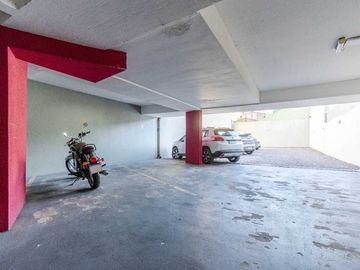 Duplex en Venta 5 dormitorios COGHLAN