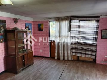 Casa en Venta en Calle Nueva / Froilan Roa