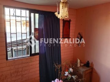 Casa en Venta en Calle Nueva / Froilan Roa