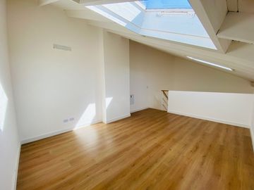 DUPLEX 3 AMBIENTES CON COCHERA EN COMPLEJO CERRADO