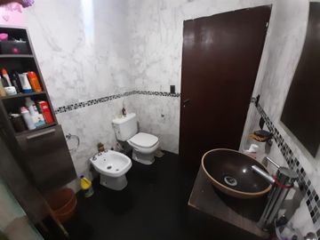 Casa en Venta 3 ambientes Villa Luzuriaga Patio