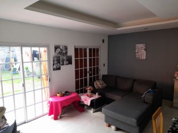 Casa en Venta 3 ambientes Villa Luzuriaga Patio