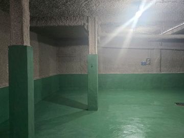 VENTA DEPOSITO 300m PUERTO MADERO C/MONTACARGAS