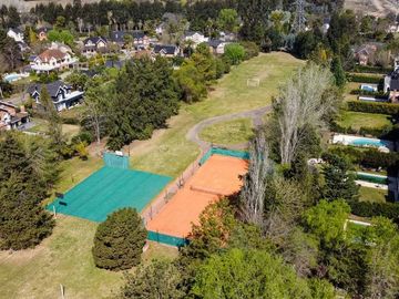 VENTA CASA PILETA L630M2 SOLAR DEL BOSQUE CANNING