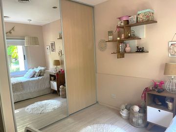 VENTA CASA PILETA L630M2 SOLAR DEL BOSQUE CANNING