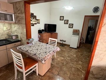 VENTA PH TIPO CASA 4 AMBIENTES EN LOMAS DEL MIRADOR
