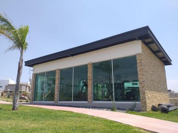 GRAN OPORTUNIDAD! CASA EN VENTA MINIMALISTA EN CIUDAD MESETA