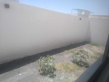 GRAN OPORTUNIDAD! CASA EN VENTA MINIMALISTA EN CIUDAD MESETA