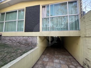 Casa en venta en Magisterial Vista Bella