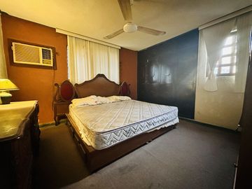 CASA EN VENTA DE 4 REC PARA REMODELAR CENTRO DE MERIDA