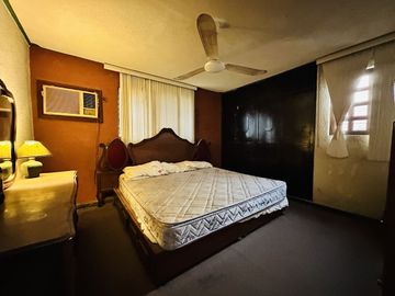 CASA EN VENTA DE 4 REC PARA REMODELAR CENTRO DE MERIDA