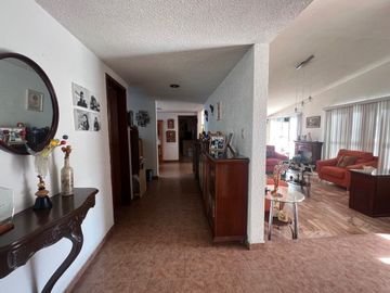 CASA EN VENTA CON DEPARTAMENTO INDEPENDIENTE EN IZCALLI DEL BOSQUE