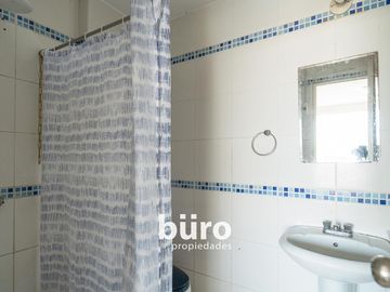 ACOGEDOR DEPARTAMENTO TRIPLEX EN VENTA EN MUY BUENA UBICACION EN MIRAFLORES