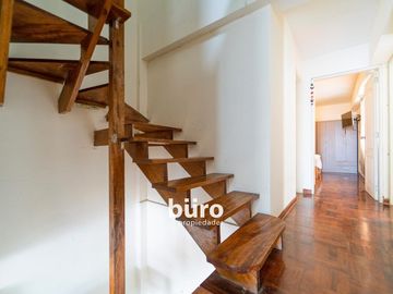 ACOGEDOR DEPARTAMENTO TRIPLEX EN VENTA EN MUY BUENA UBICACION EN MIRAFLORES