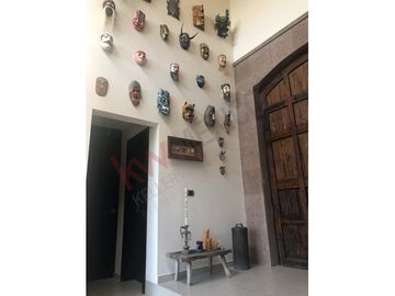 Casa en Venta de tres recamaras y amplio jardín en Vista Real