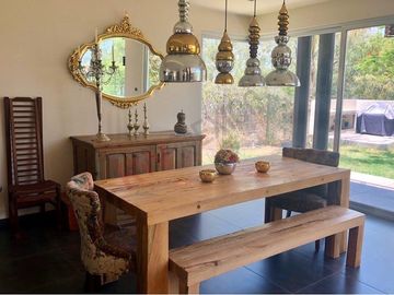 Casa en Venta de tres recamaras y amplio jardín en Vista Real