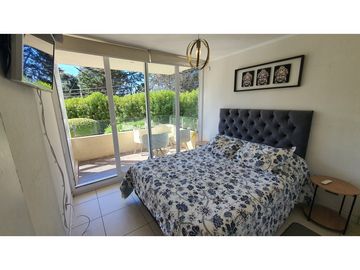 Venta depto amoblado 3D 1B 1E en Condominio Lomas de Papudo