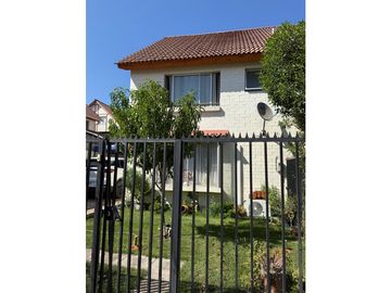 CASA 4D + 3B,  COMUNA DE PADRE HURTADO
