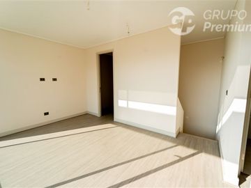 Departamento en Venta en Gladys con Llano Subercasaux