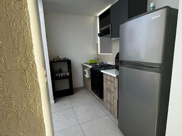 CASA ENE VENTA DE UNA PLANTA EN RESERVA QUETZALEZ