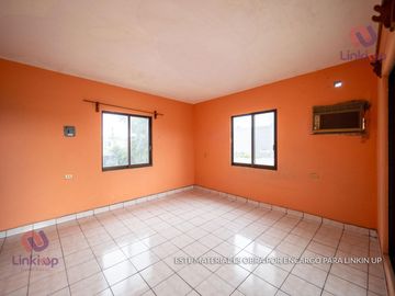 Bodega de 860 m² en venta en Guadalupe N.L.