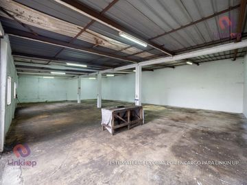 Bodega de 860 m² en venta en Guadalupe N.L.