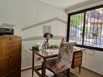 Casa en venta en LAS CONDES