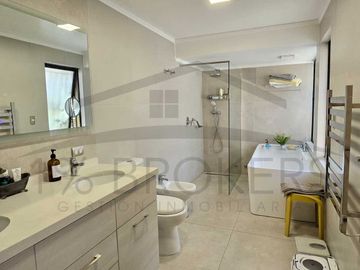 Casa en venta en LAS CONDES