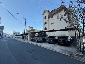 DEPARTAMENTO EN VENTA EN SAN JERÓNIMO