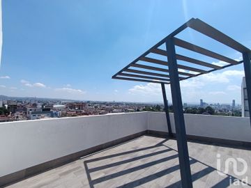 Departamento de 3 niveles con Roof Garden Privado