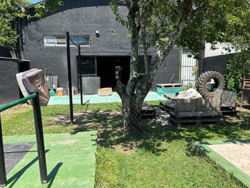 VENTA - GALPON EN BARRIO VILLA JARDIN