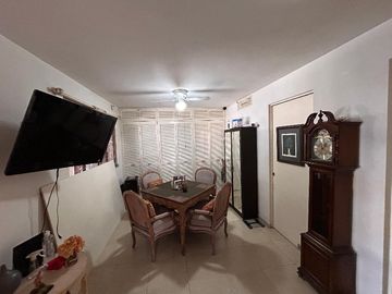 CASA EN VENTA EN ESQUINA, SAN PEDRO GARZA GARCIA, COLONIA DEL VALLE