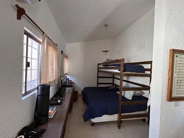 CASA EN VENTA EN ESQUINA, SAN PEDRO GARZA GARCIA, COLONIA DEL VALLE
