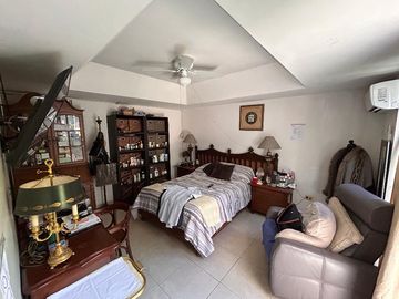 CASA EN VENTA EN ESQUINA, SAN PEDRO GARZA GARCIA, COLONIA DEL VALLE