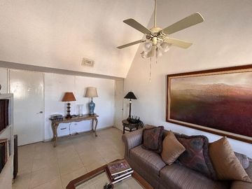 CASA EN VENTA EN ESQUINA, SAN PEDRO GARZA GARCIA, COLONIA DEL VALLE