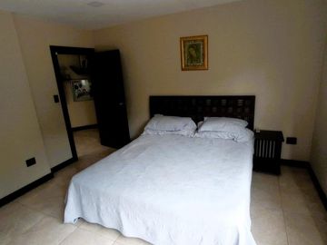 Venta Casa en Samborondón km 9. Sector Batan  AndS